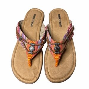 Minnetonka Women's Multicolor Sandals
